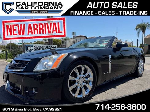 Used 2009 Cadillac XLR RWD image 1