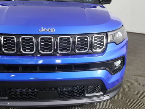 Used 2024 Jeep Compass Limited AWD/4WD image 14