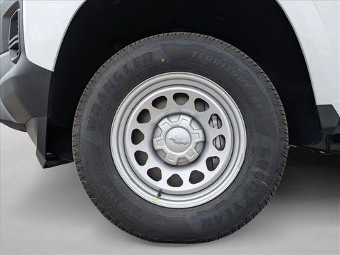 New 2026 Chevrolet Colorado W/T image 18