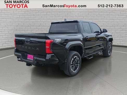 Used 2024 Toyota Tacoma TRD Sport image 5