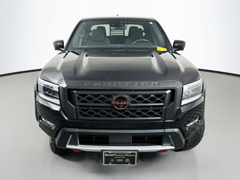 Used 2022 Nissan Frontier PRO-4X AWD/4WD image 2