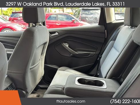 Used 2017 Ford C-MAX Energi SE FWD image 29