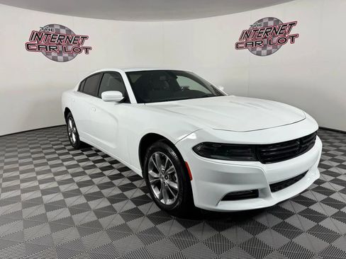 Used 2022 Dodge Charger SXT image 9