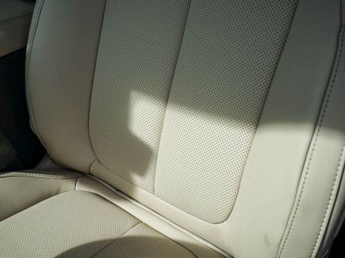 New 2026 Jeep Grand Cherokee L Limited image 25