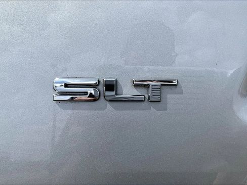 Used 2008 GMC Acadia SLT w/ Convenience Package FWD image 22