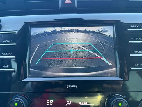 Used 2020 Toyota Camry SE image 24