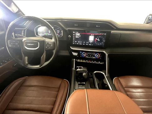 Used 2023 GMC Sierra 1500 Denali Ultimate image 15