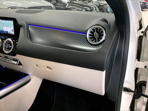 Certified 2025 Mercedes-Benz GLA 250 4MATIC image 14