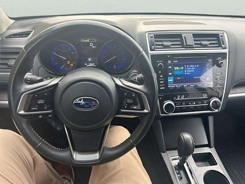 Used 2019 Subaru Outback 2.5i Limited image 8