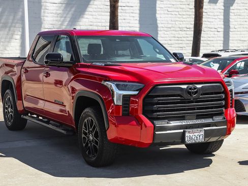 Used 2024 Toyota Tundra Limited AWD/4WD image 3