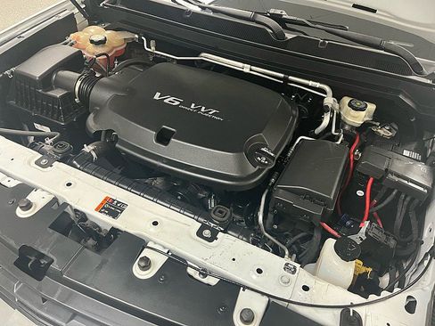 Used 2017 Chevrolet Colorado W/T w/ WT Convenience Package image 16