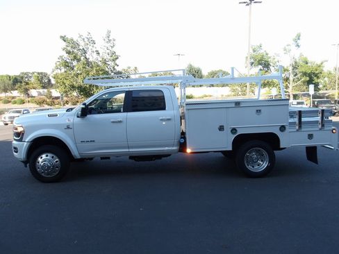 New 2025 RAM 5500 Tradesman w/ Laramie Trim Package image 5