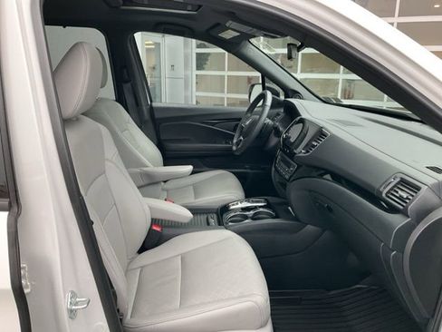 Used 2023 Honda Passport Elite image 19