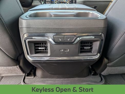 Used 2024 Chevrolet Silverado 1500 High Country w/ High Country Premium Package AWD/4WD image 34