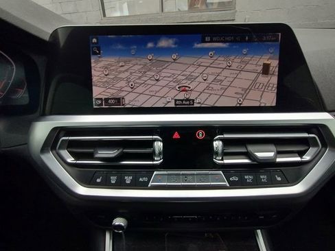 Used 2021 BMW 330i Sedan w/ Driving Assistance Package image 38