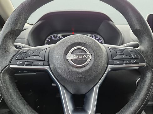 Used 2025 Nissan Sentra SV FWD image 24