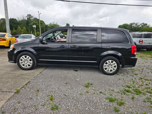 Used 2015 Dodge Grand Caravan SE w/ Quick Order Package 29E SE FWD image 16