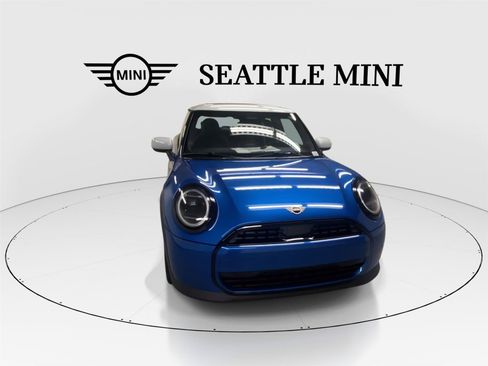 New 2026 MINI Cooper 2-Door Hardtop FWD image 3