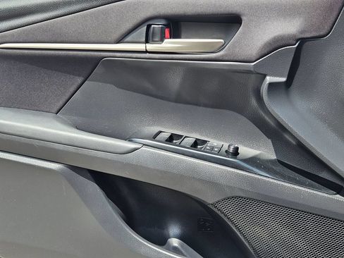 Used 2025 Toyota Camry LE FWD image 18