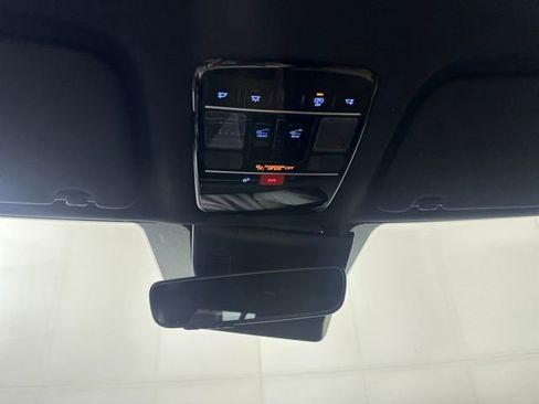 Used 2025 Hyundai Santa Fe Limited image 24