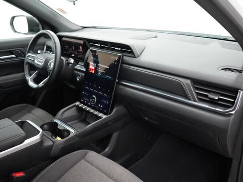 Used 2025 GMC Terrain Elevation w/ Black Edition AWD/4WD image 46