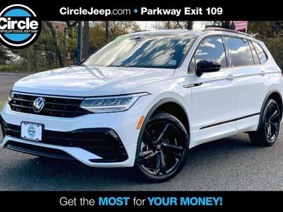 Used 2024 Volkswagen Tiguan SE R-Line