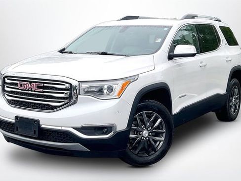 Used 2019 GMC Acadia SLT FWD image 2