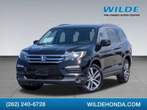 Certified 2017 Honda Pilot Touring image 1