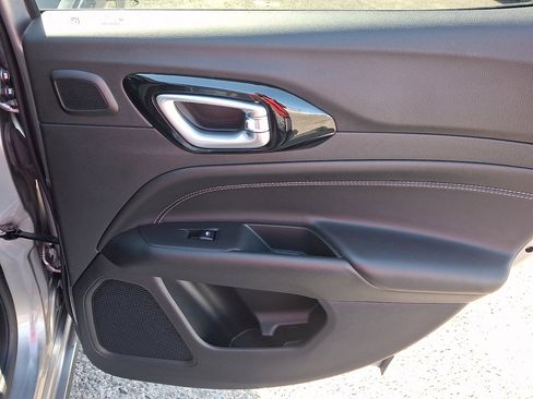 Used 2023 Jeep Compass High Altitude image 14