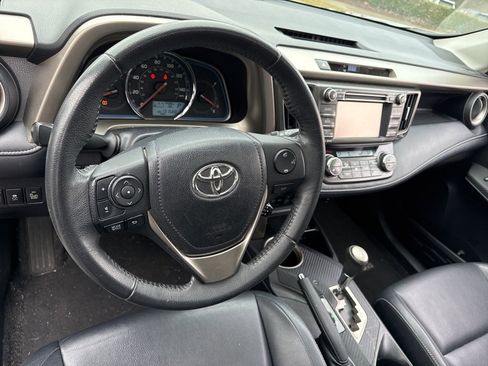 Used 2013 Toyota RAV4 Limited image 10
