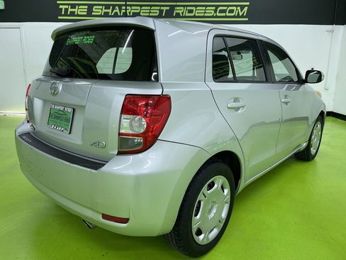 Used 2010 Scion xD image 10