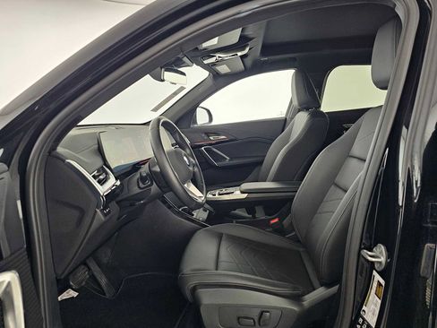 Used 2025 BMW X2 xDrive28i image 21