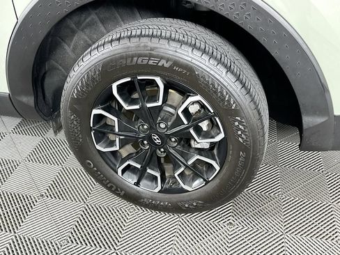 Used 2024 Hyundai Santa Cruz SEL image 36