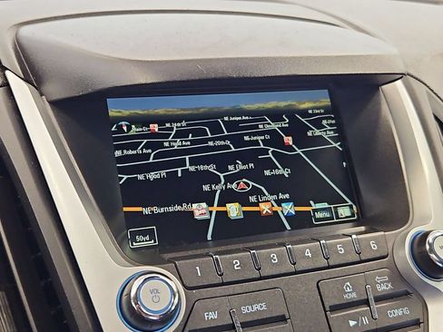 Used 2016 Chevrolet Equinox LT FWD image 17