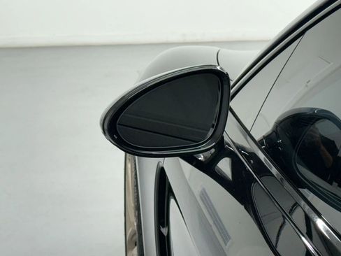 Used 2018 Porsche Panamera 4S image 36