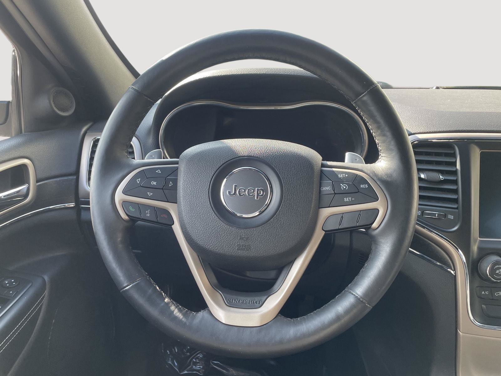 Used 2015 Jeep Grand Cherokee Limited AWD/4WD image 28