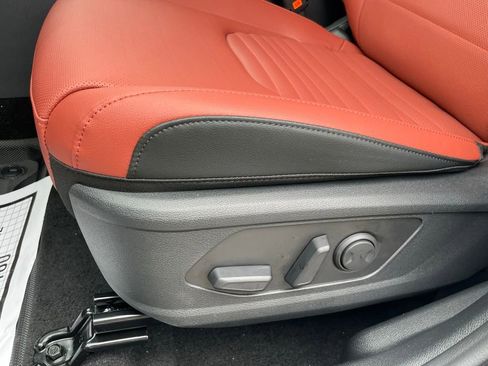 New 2026 Kia Sportage SX AWD/4WD image 21