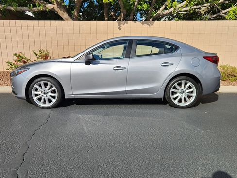 Used 2016 MAZDA MAZDA3 s Grand Touring w/ Technology Package FWD image 15
