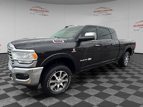 Used 2022 RAM 3500 Limited AWD/4WD image 3