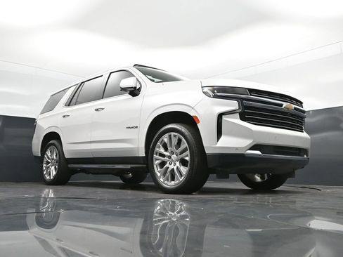 Used 2022 Chevrolet Tahoe LT w/ LT Signature Package AWD/4WD image 46