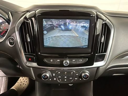Used 2019 Chevrolet Traverse LT AWD/4WD image 24