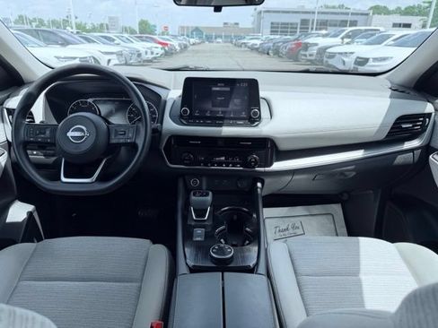 Used 2022 Nissan Rogue SV AWD/4WD image 23