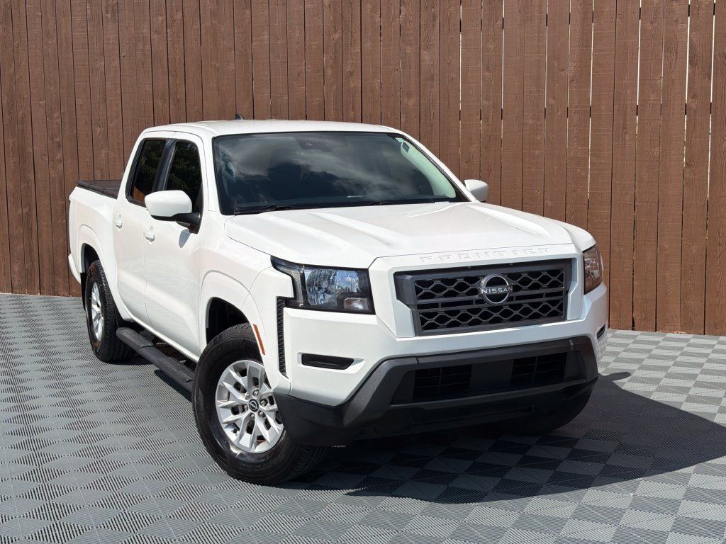 Used 2024 Nissan Frontier SV RWD image 9