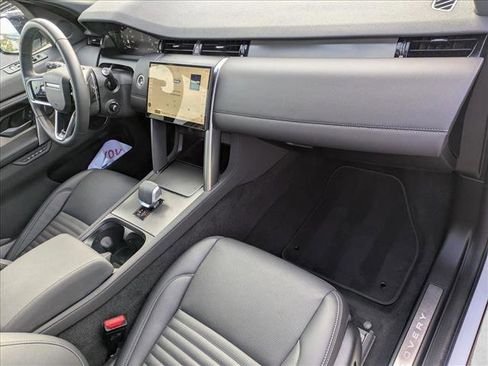 Certified 2024 Land Rover Discovery Sport Dynamic SE image 23