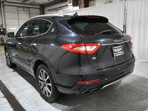 Used 2017 Maserati Levante Base image 29