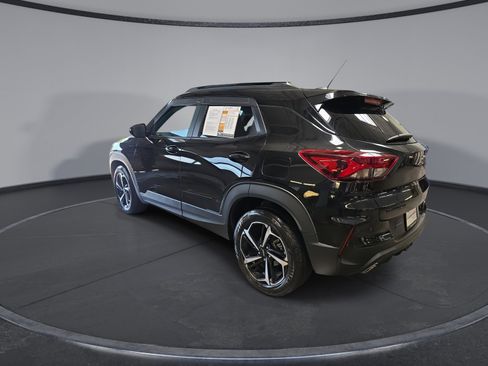 Certified 2023 Chevrolet TrailBlazer RS w/ Convenience Package FWD image 11