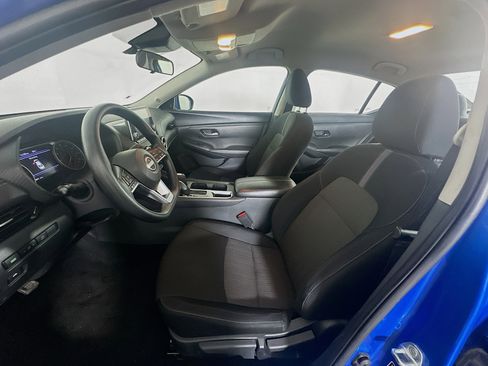 Used 2024 Nissan Sentra SV FWD image 13