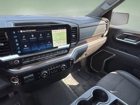 Used 2025 Chevrolet Silverado 1500 LT AWD/4WD image 26