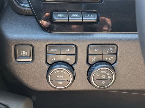 Used 2024 Chevrolet Silverado 1500 ZR2 w/ ZR2 Bison Edition AWD/4WD image 19