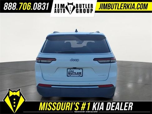 Used 2023 Jeep Grand Cherokee L Laredo image 26